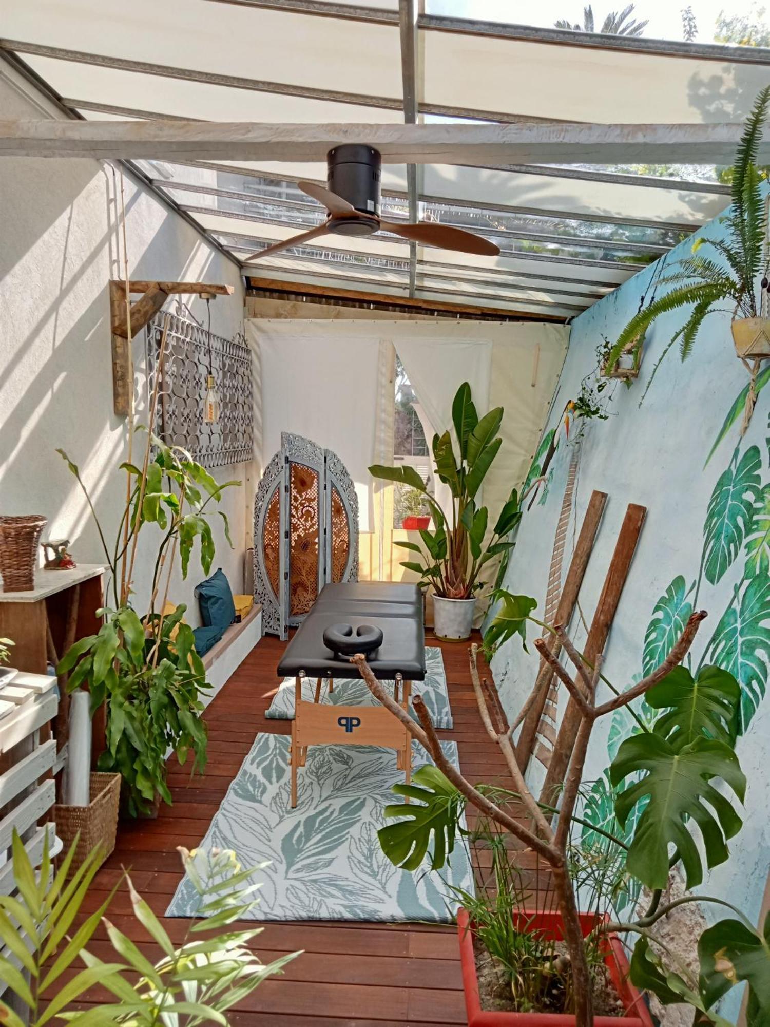 Logement De Charme Avec Piscine Et Jacuzzi Carnoules  Exteriör bild